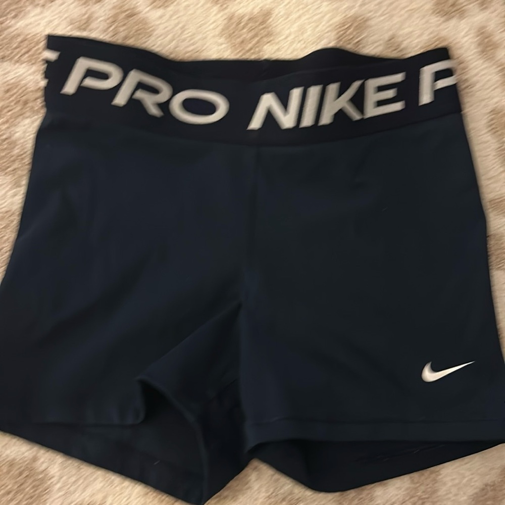 Navy Nike pros